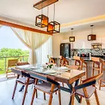 Jungle & Ocean View Condos, 2 Shared Pools & Rooftop