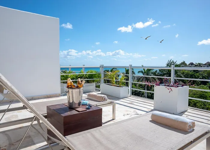 Magia Playa Penthouse 2D Condo