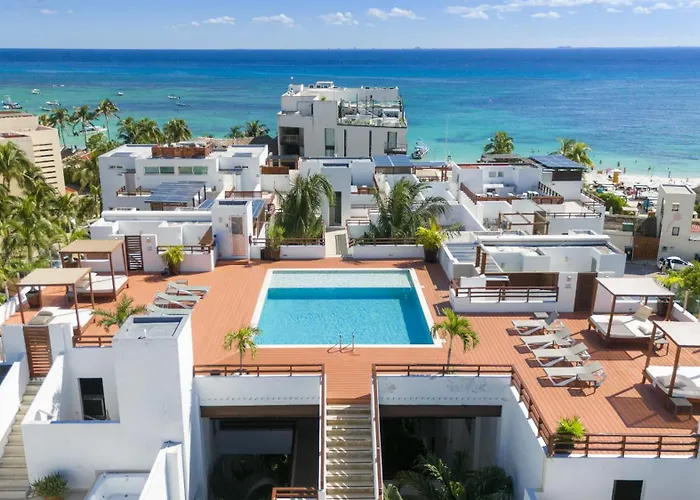 Beachside Condo With 2 Bedroom Rooftop, Pool - At Casa Del Mar, Condo Clara