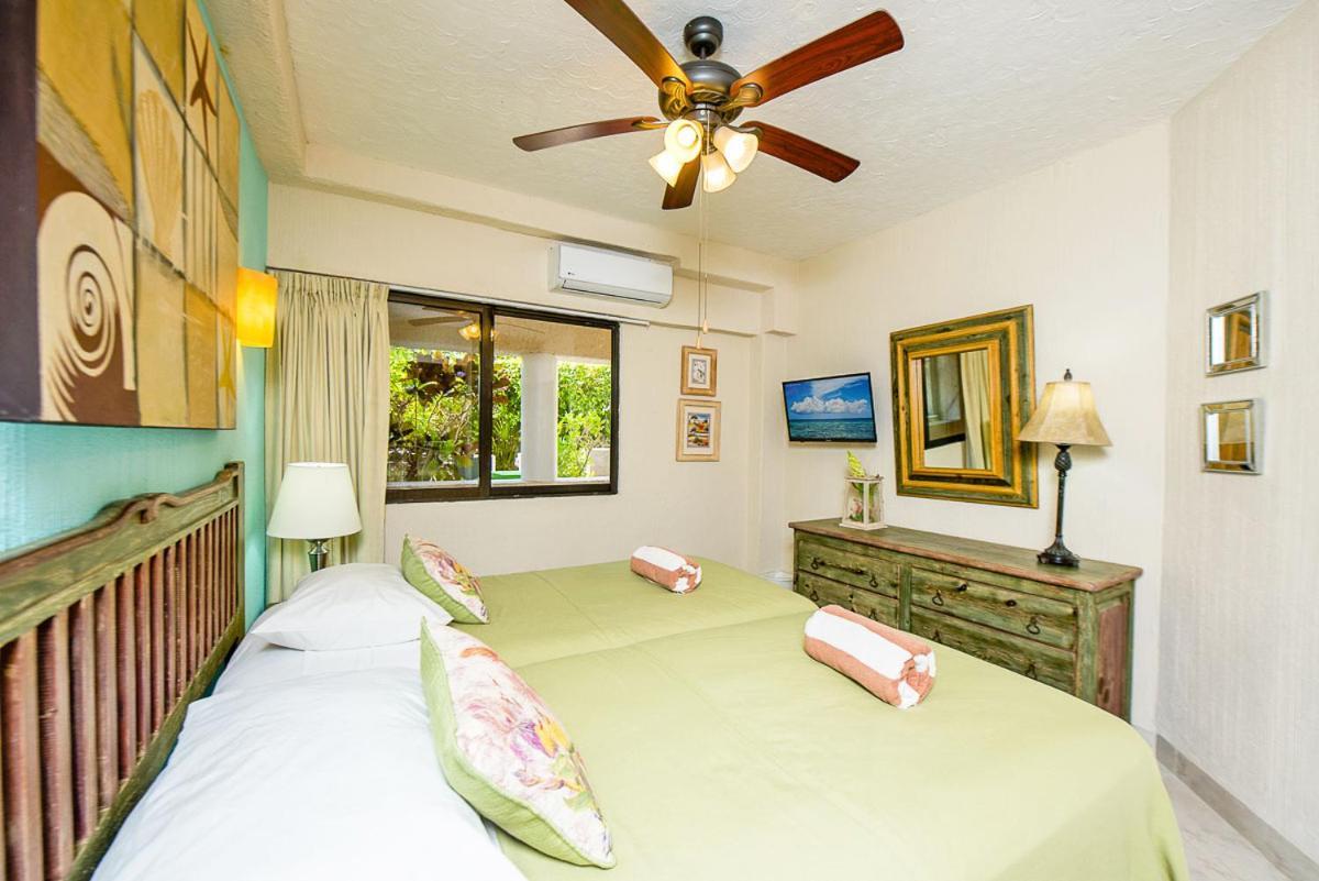 Apartment Xaman Ha Front