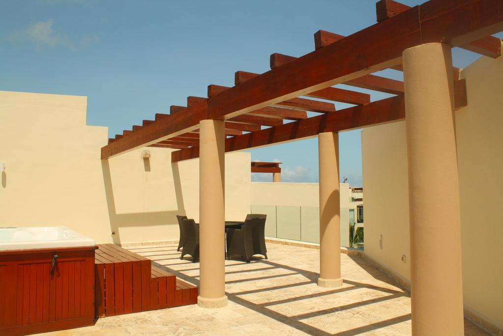 The Elements Oceanfront & Beachside 4*