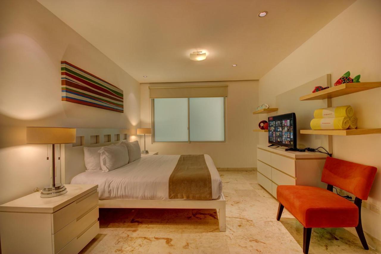 El123 Elements Condos 2 Bedroom * Playa del Carmen