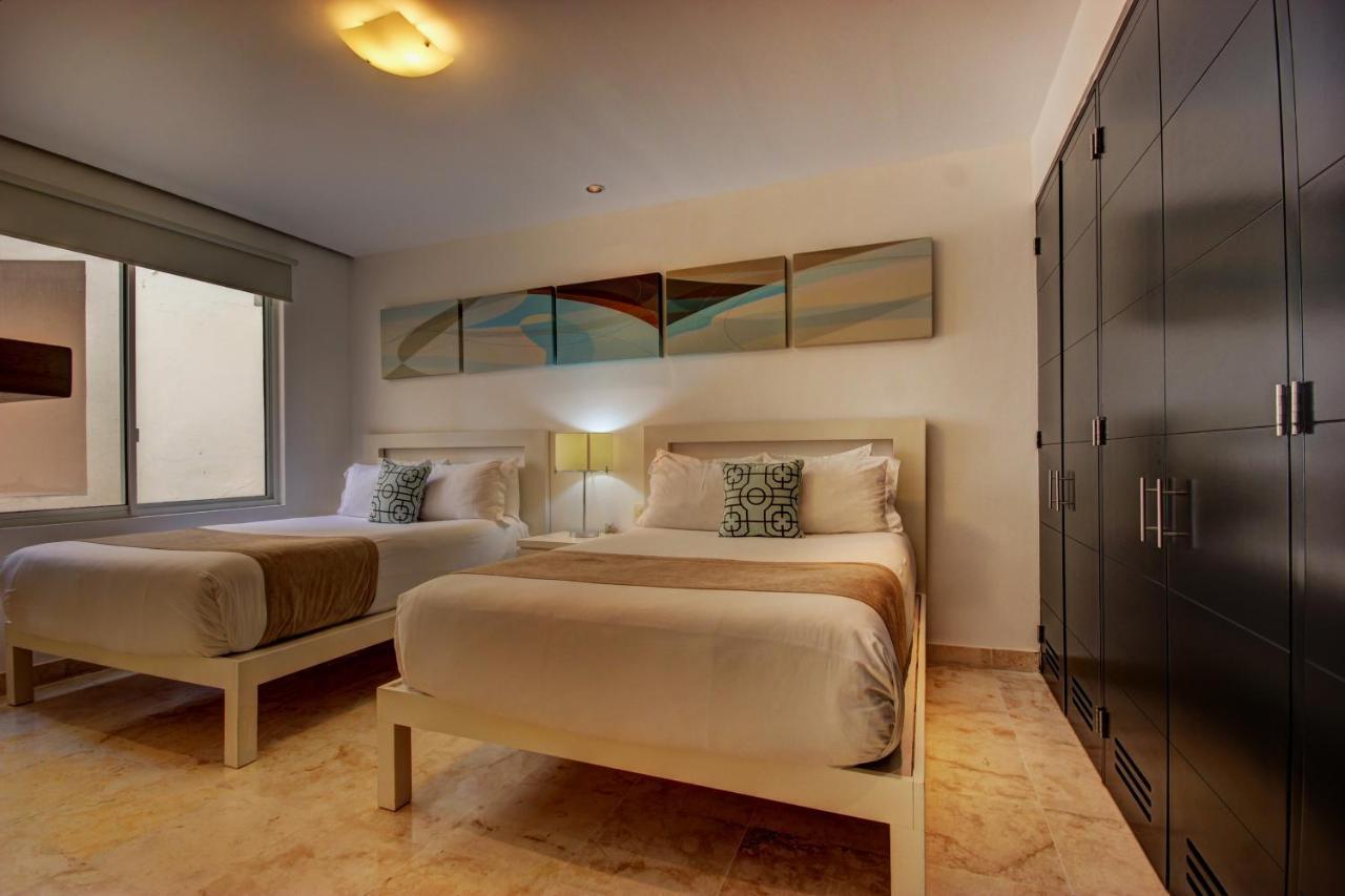 El123 Elements Condos 2 Bedroom * Playa del Carmen
