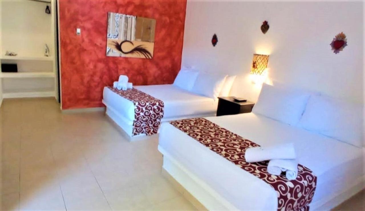 Casa De Flores Hotel 3*