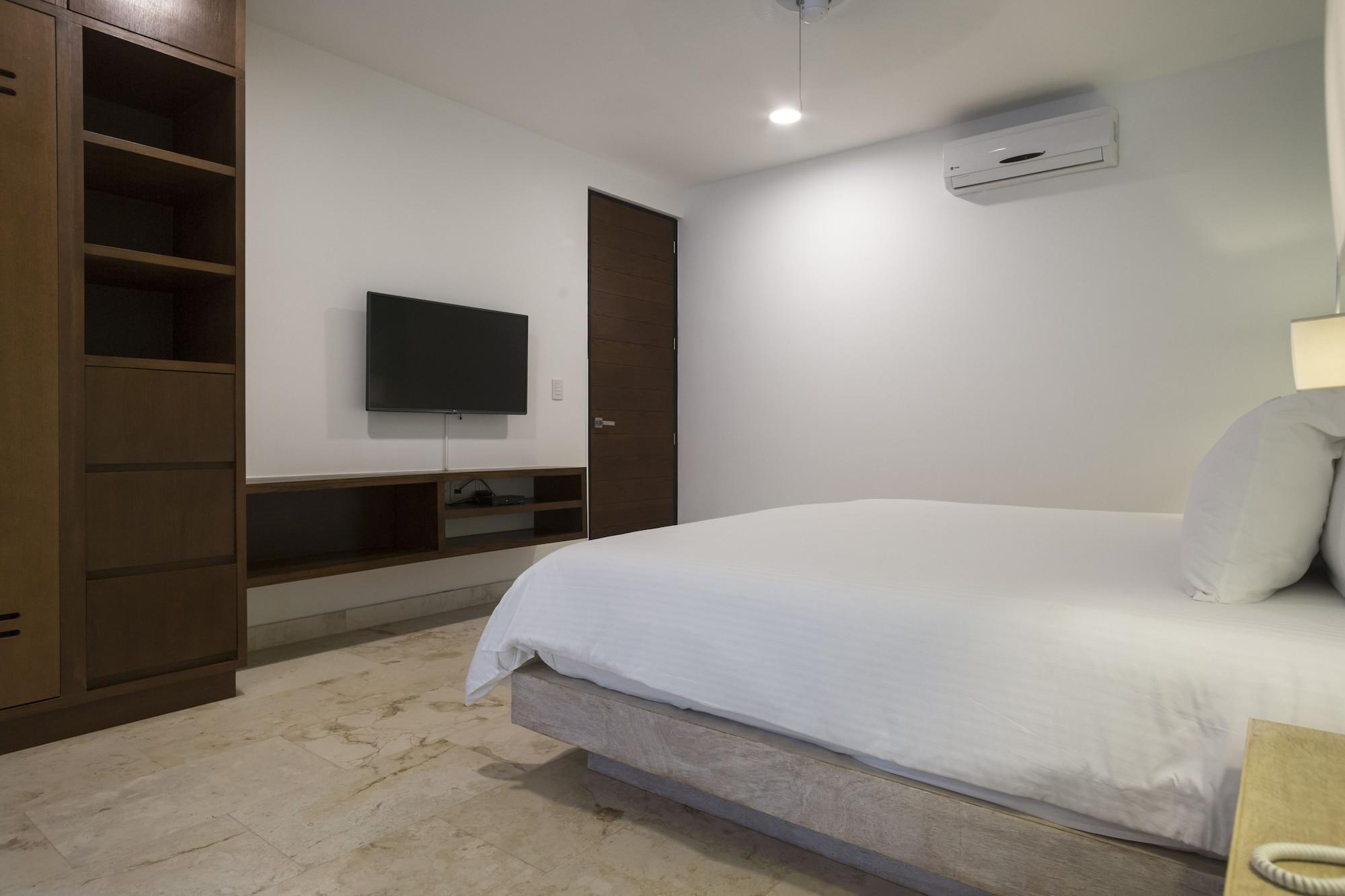 Anah Aparthotel 4*