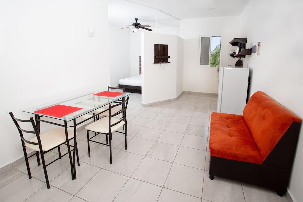 Apartahotel 24 By Xperience 3*