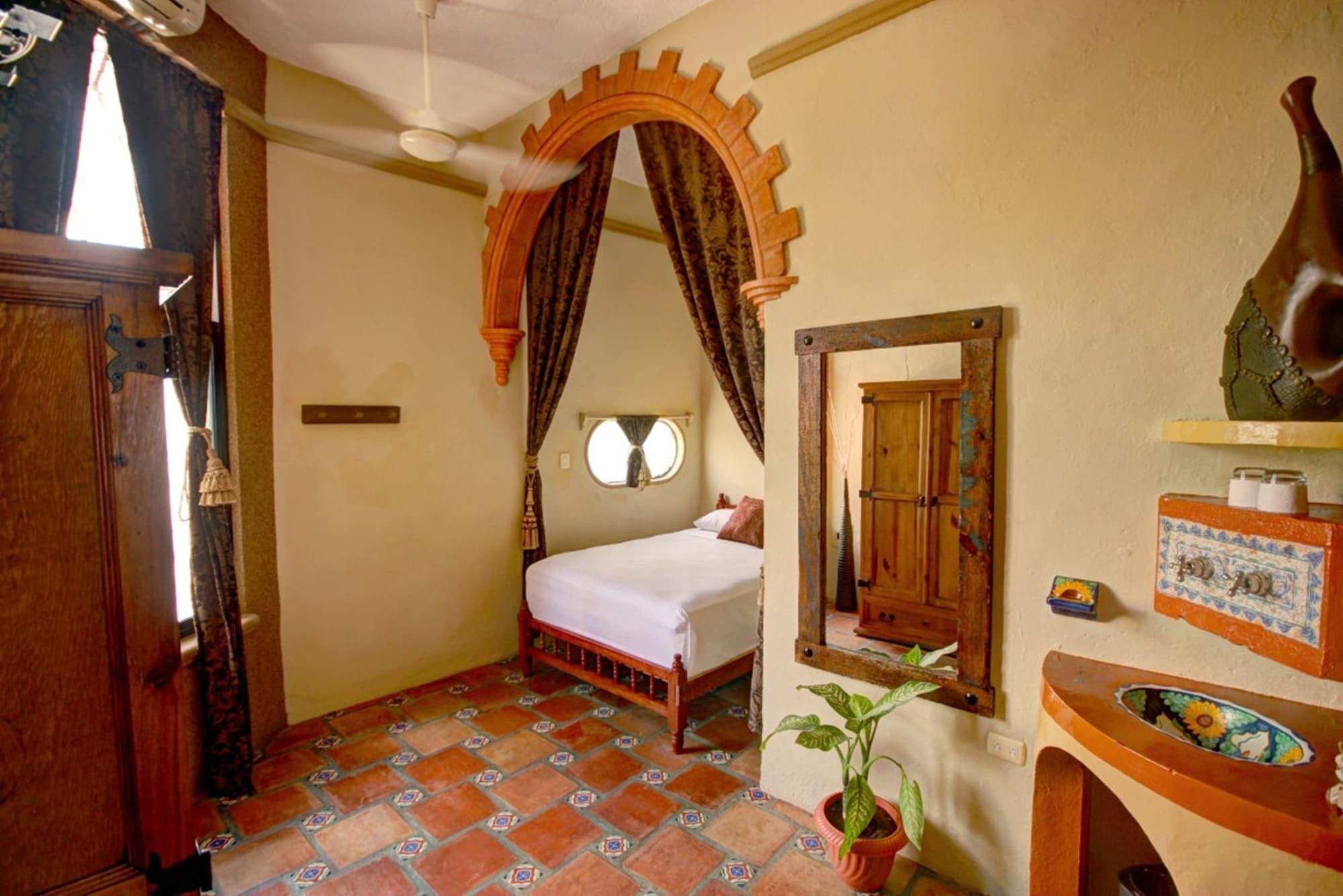 Cielo Hotel 3*