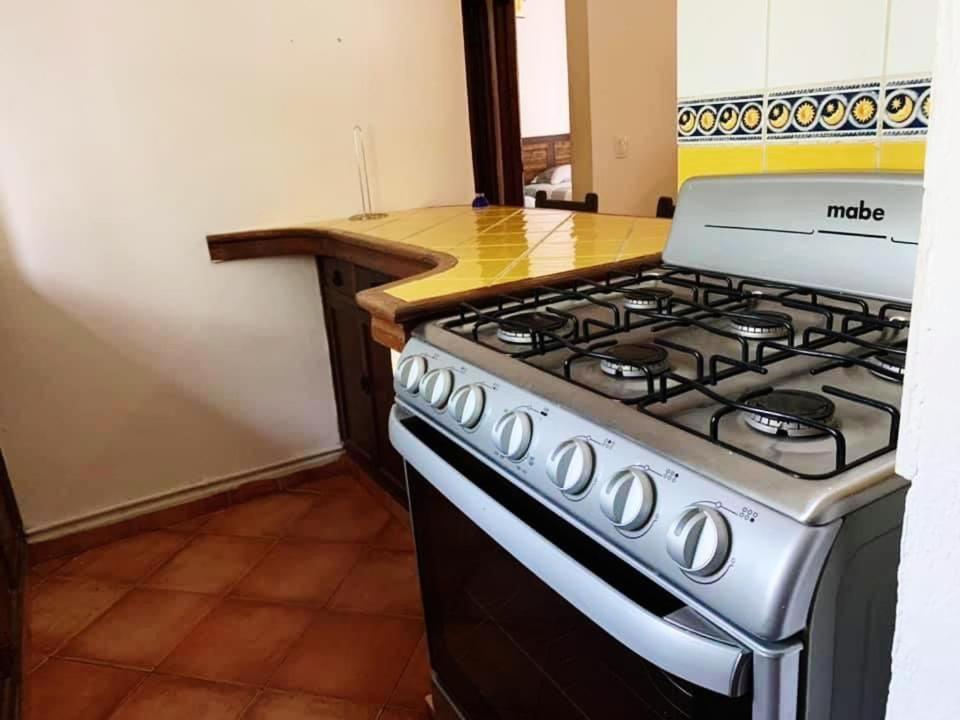 Apartment W/ Prime Location Mexican Colonial Style *