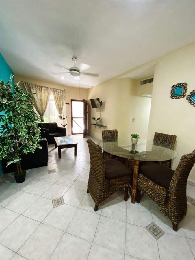 W/ Prime Location Mexican Colonial Style Playa del Carmen