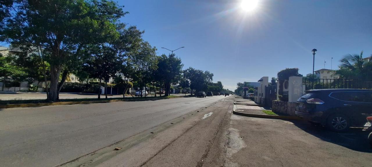 Apartamento En Fraccionamiento Privado 6 Personas, 5 Camas, Piscina Cerca De La Playa Playa del Carmen