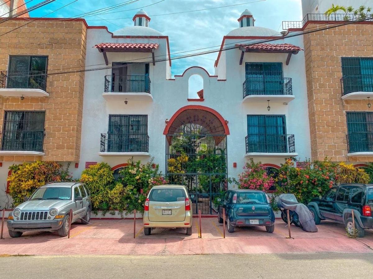W/ Prime Location Mexican Colonial Style Apartment Playa del Carmen