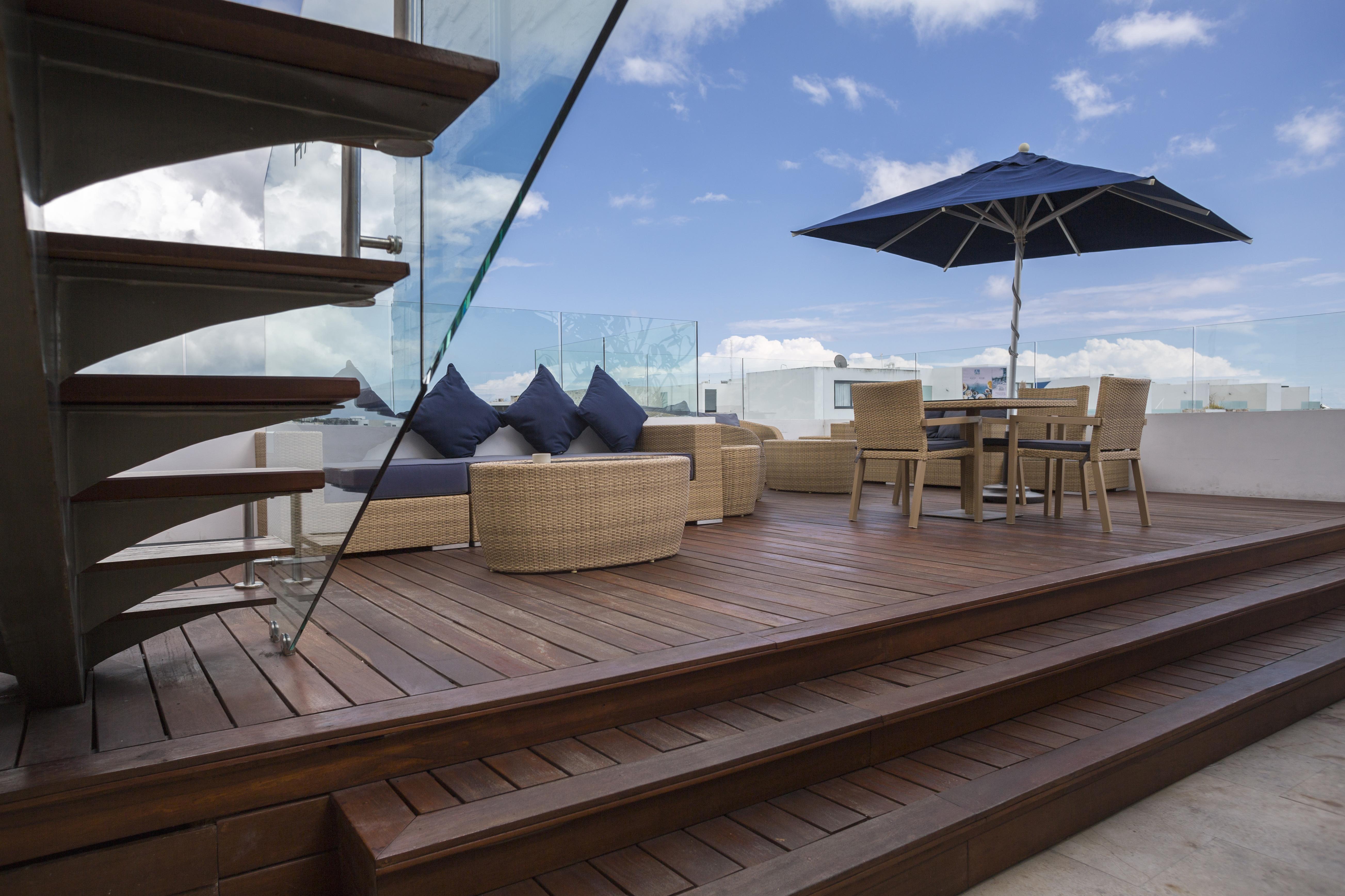 Anah Aparthotel 4*
