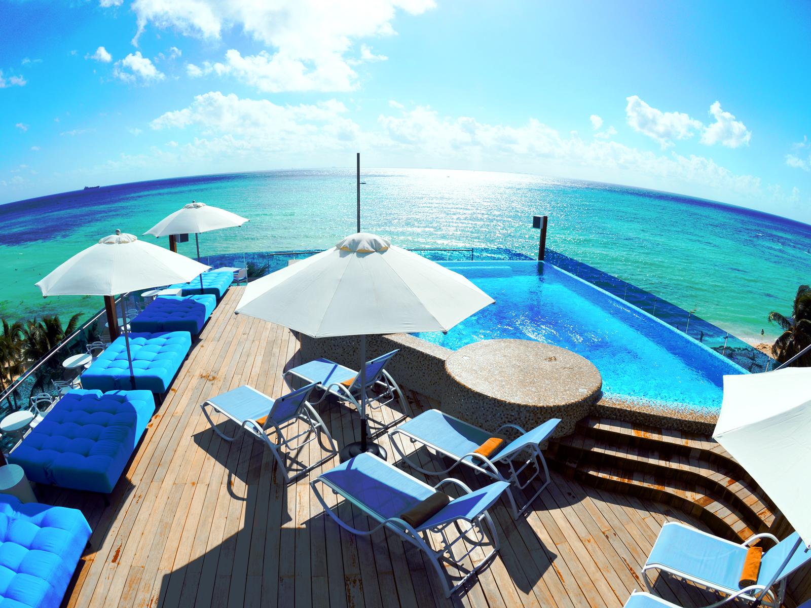 We Uniq El Carmen Adults Only Hotel 5*