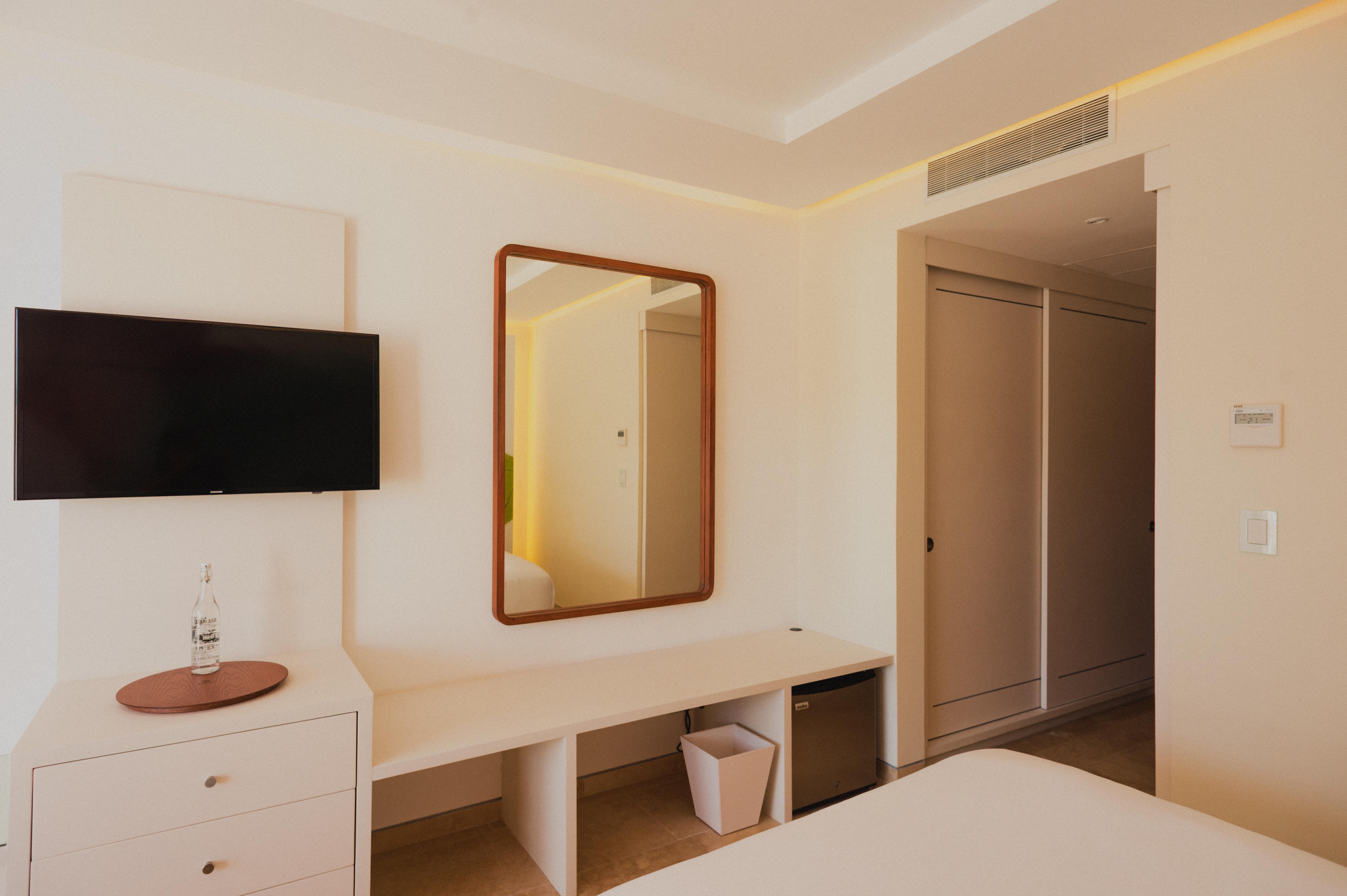 Antera & Residences Hotel 4*