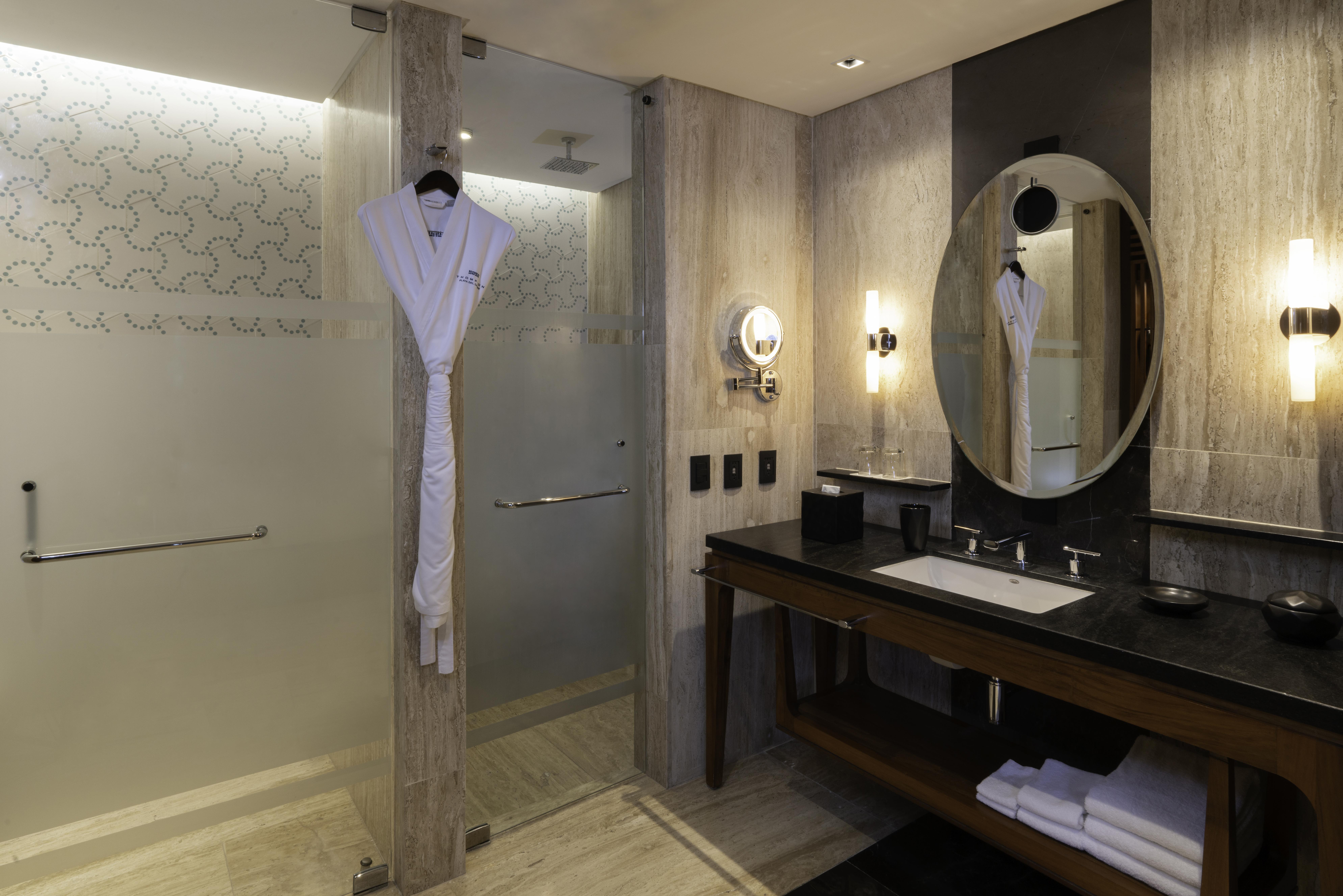Thompson House, By Hyatt Playa del Carmen