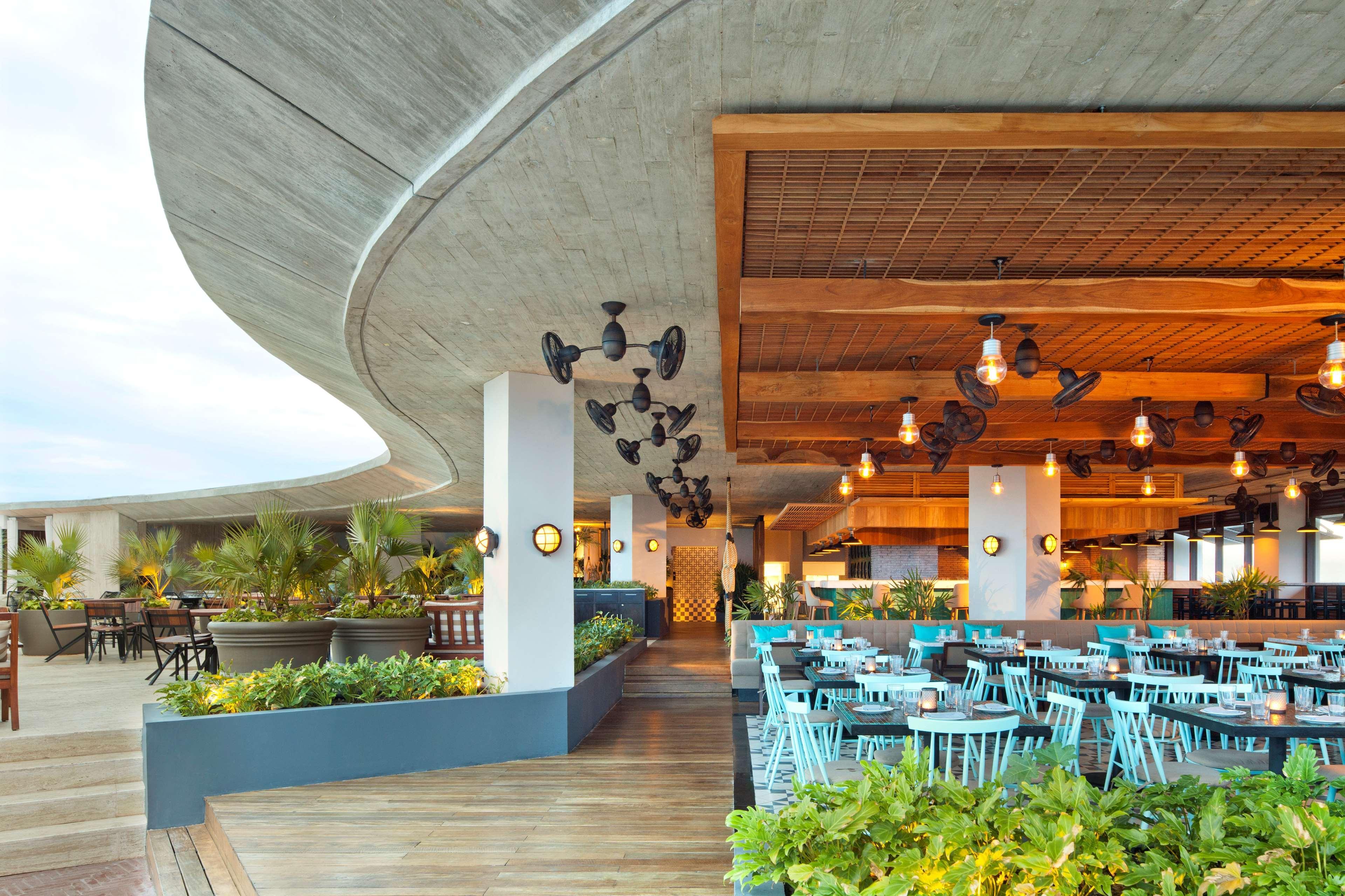 Resort Thompson House, By Hyatt Playa del Carmen