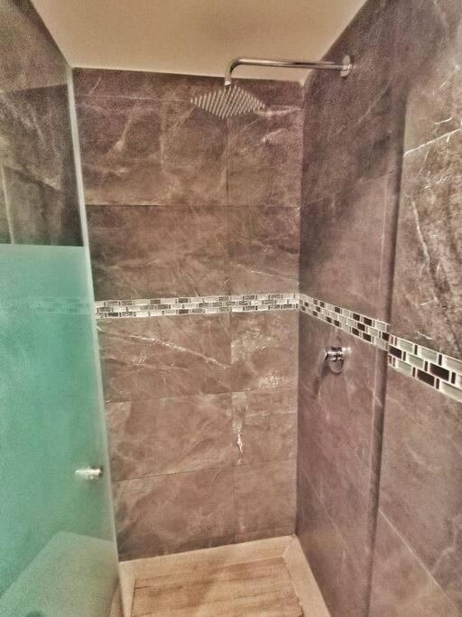 Vip! Pent-house With Your Private Pool & Chairs 2 Bedrooms Apartment