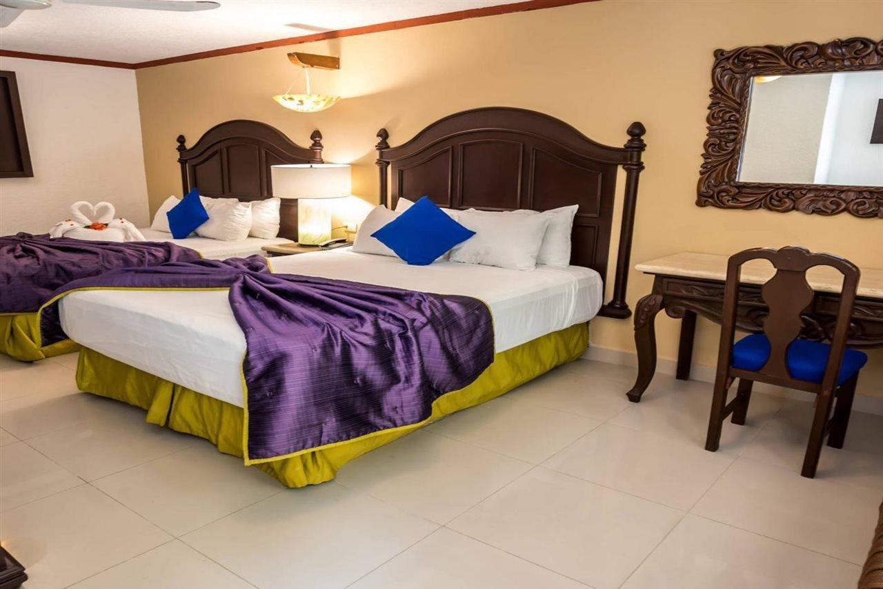 Golondrinas 4* Playa del Carmen