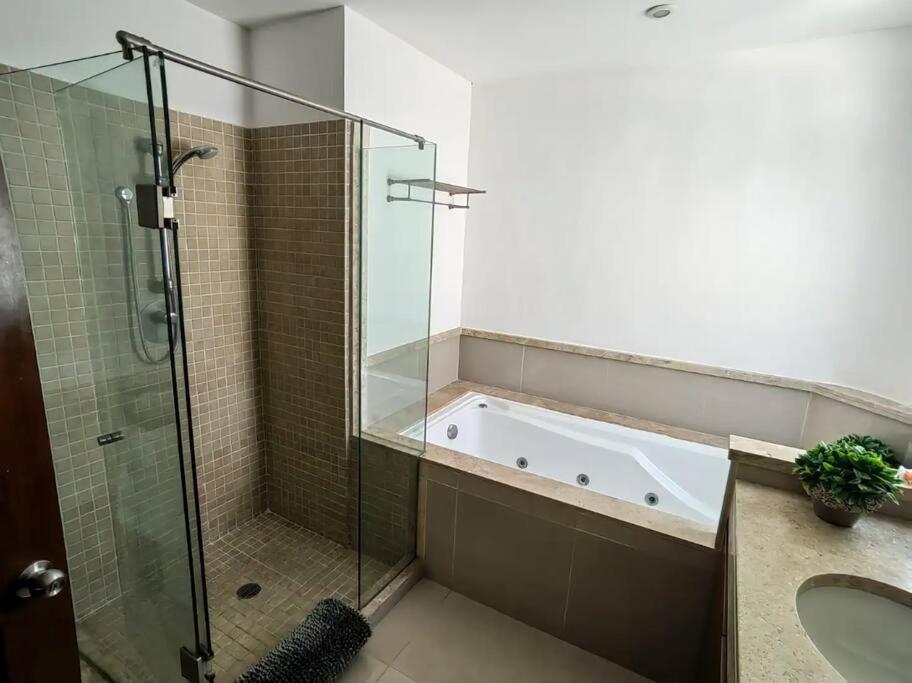 Quadra Alea A Pasos De La Quinta Appartement *