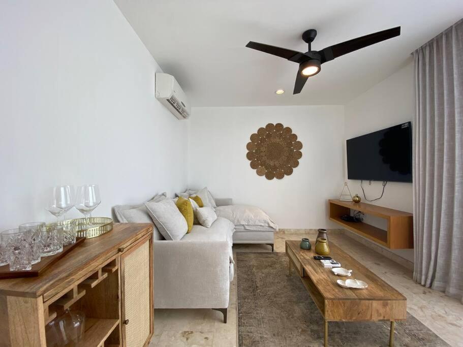 Anah - Brilliant Roof! Excelente Location, Full Gym! Appartement