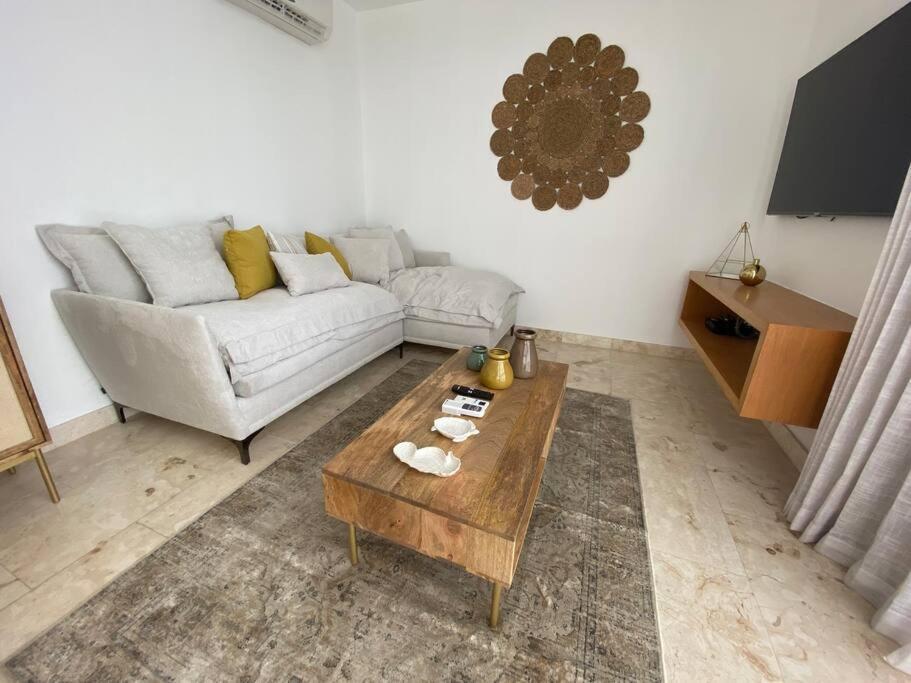 Anah - Brilliant Roof! Excelente Location, Full Gym! Appartement *