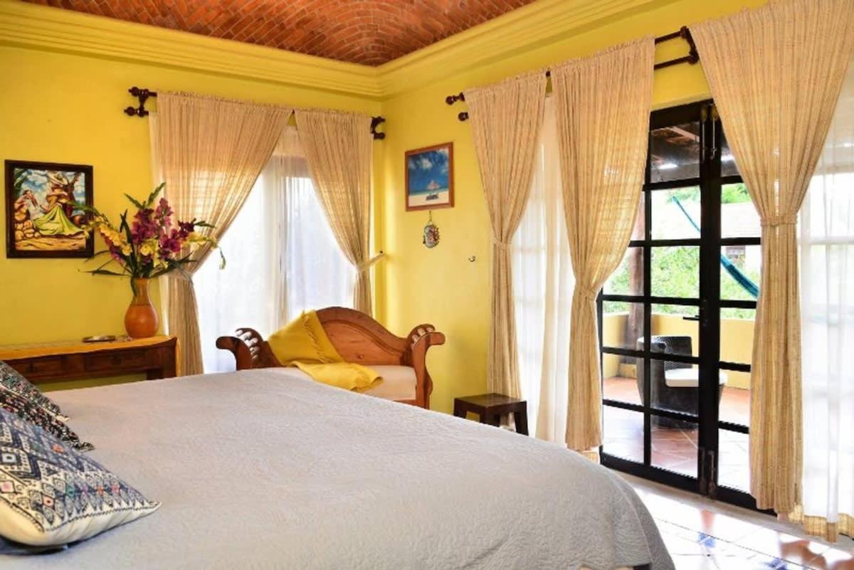 Unique Mexican Villa! Plunge Pool, Ocean Views Vakantiehuis