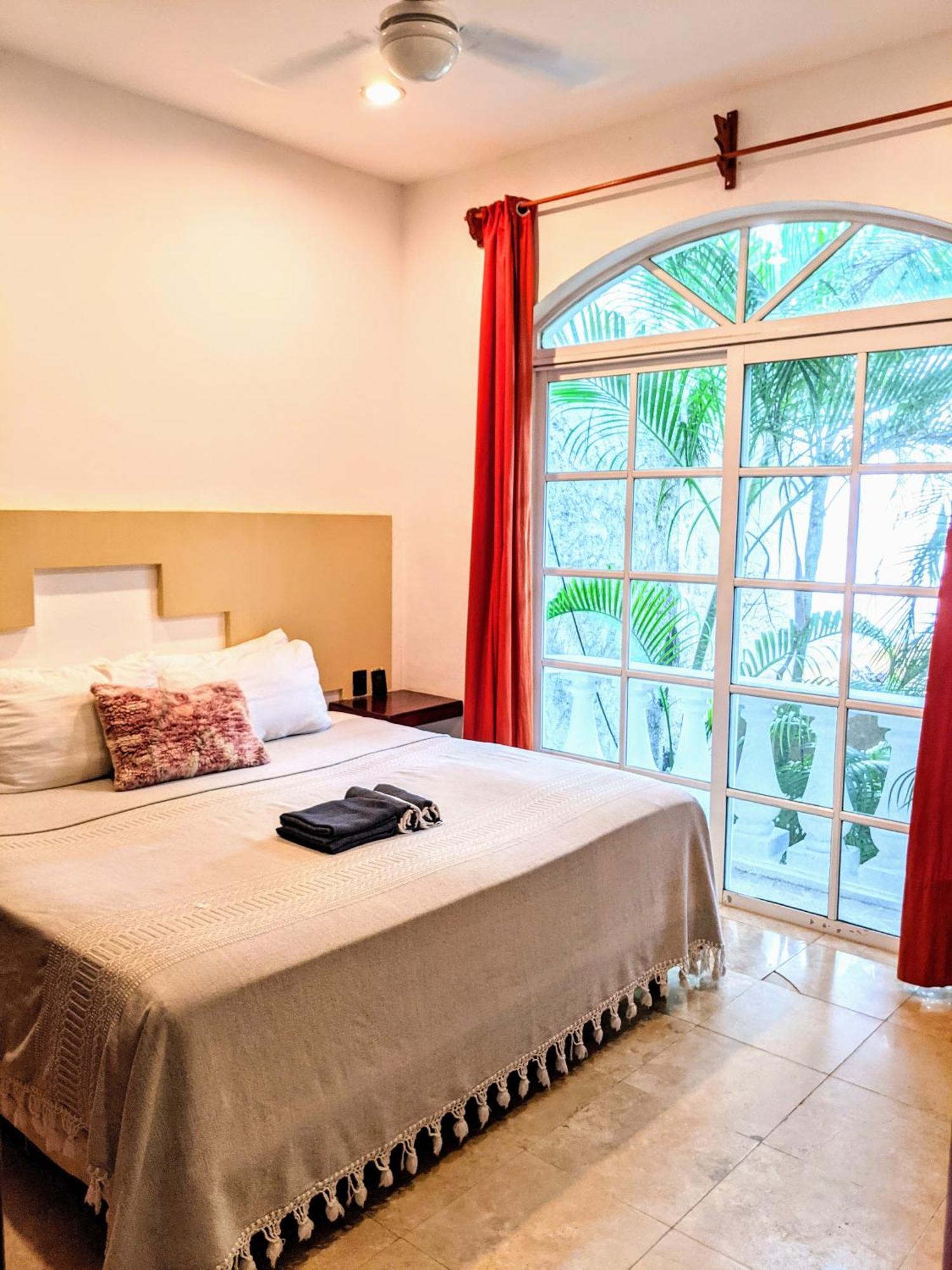 Ferienhaus Castillo Playacar Fase 1 9br 3kitchen Pool Walk To 5th Ave 25max *