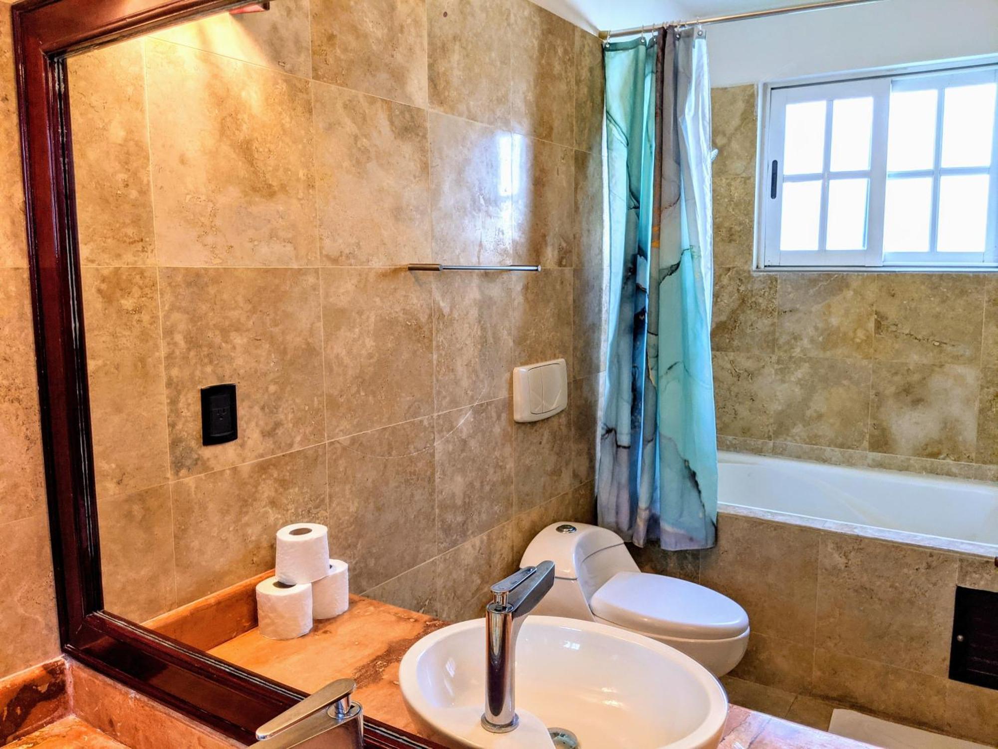 Castillo Playacar Fase 1 9br 3kitchen Pool Walk To 5th Ave 25max * Playa del Carmen