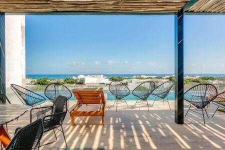Appartement Oceanview Roof Pool With Speakeasy Cafe And Gym Parking *
