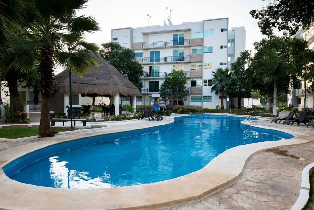 Depa Familiar Pb 6pax Con Alberca Rodeado De Restaurantes Zona Segura * Playa del Carmen