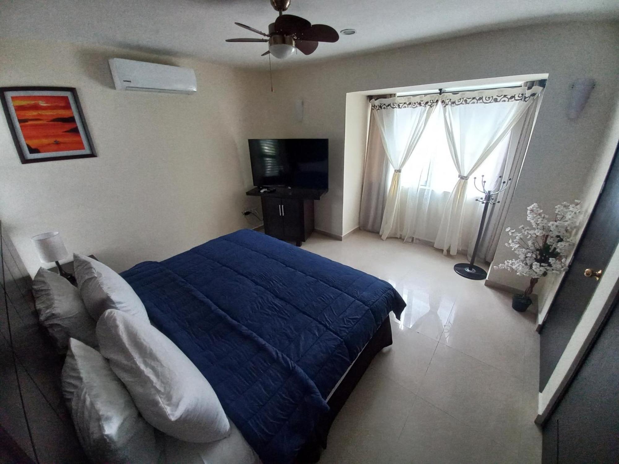 Hotel Segovia 4*