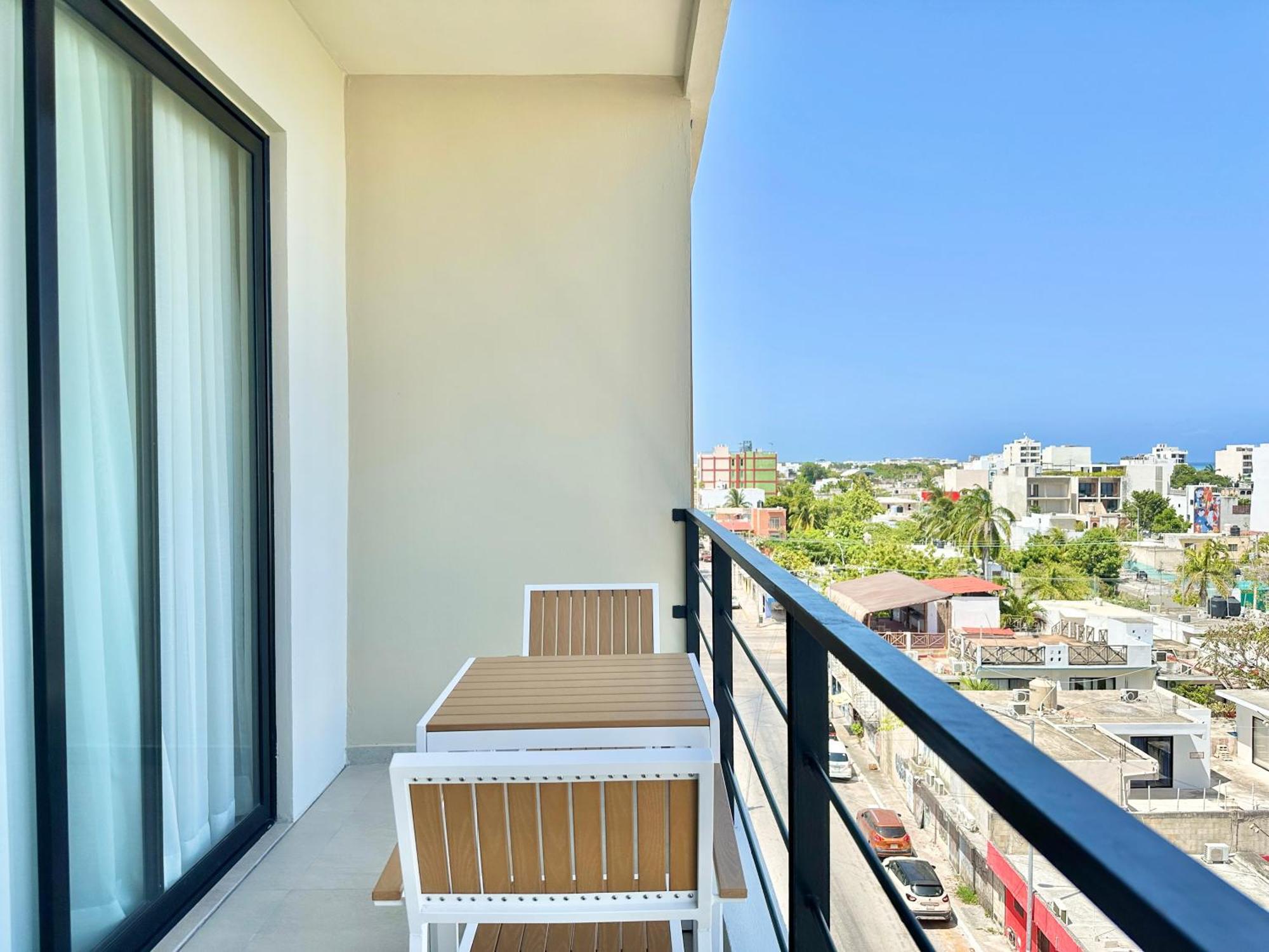 Levitat Hunah Aparthotel