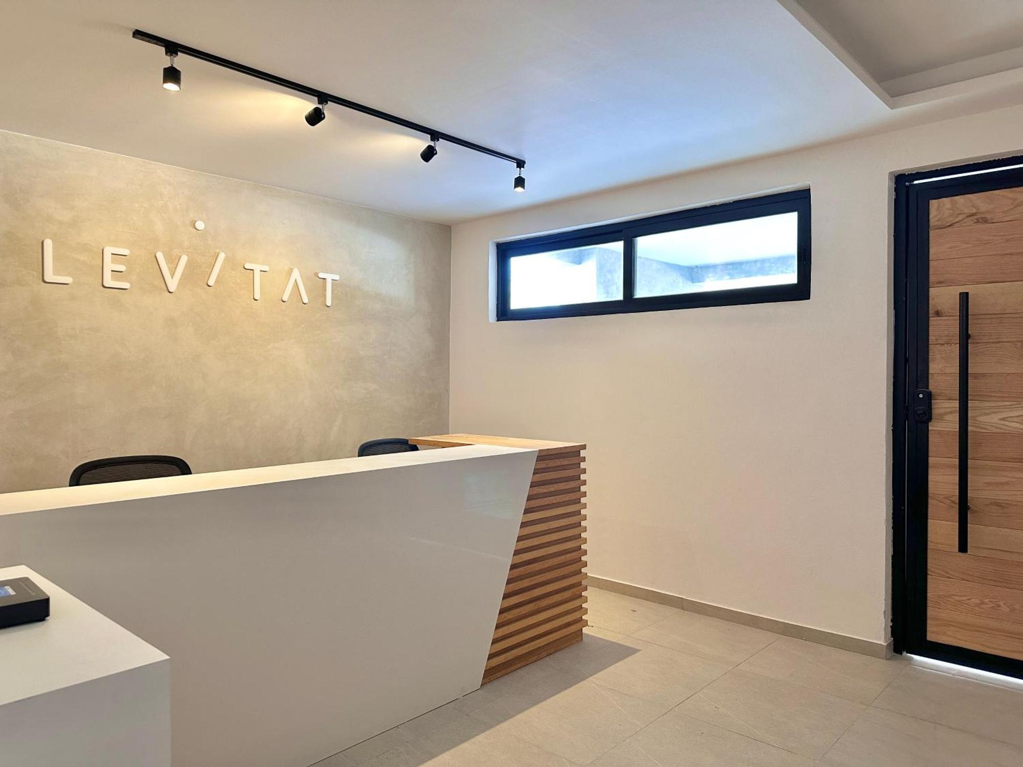 Levitat Hunah * Playa del Carmen