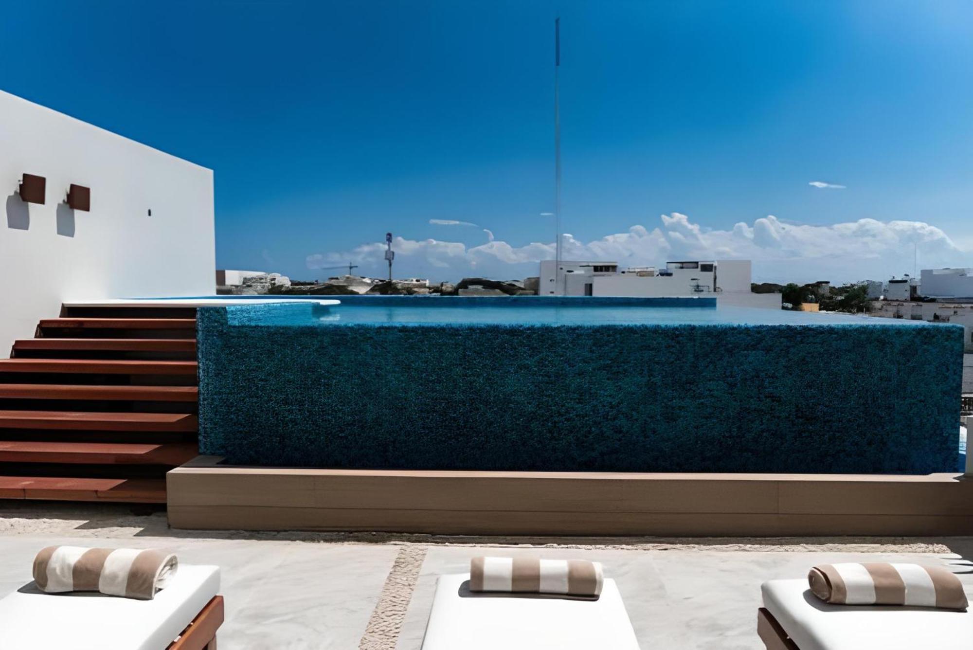 Levitat 32 Aparthotel Playa del Carmen