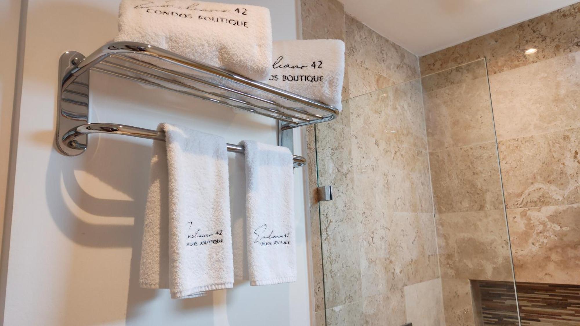 Emiliano 42 Boutique Aparthotel