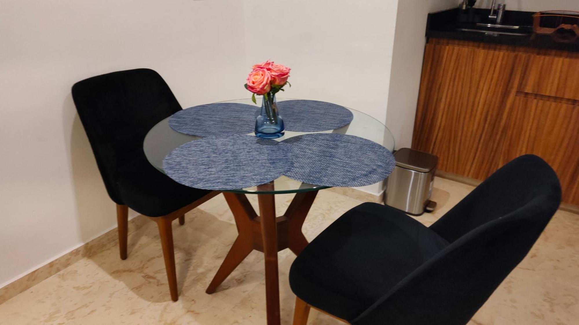 Emiliano 42 Boutique Aparthotel *