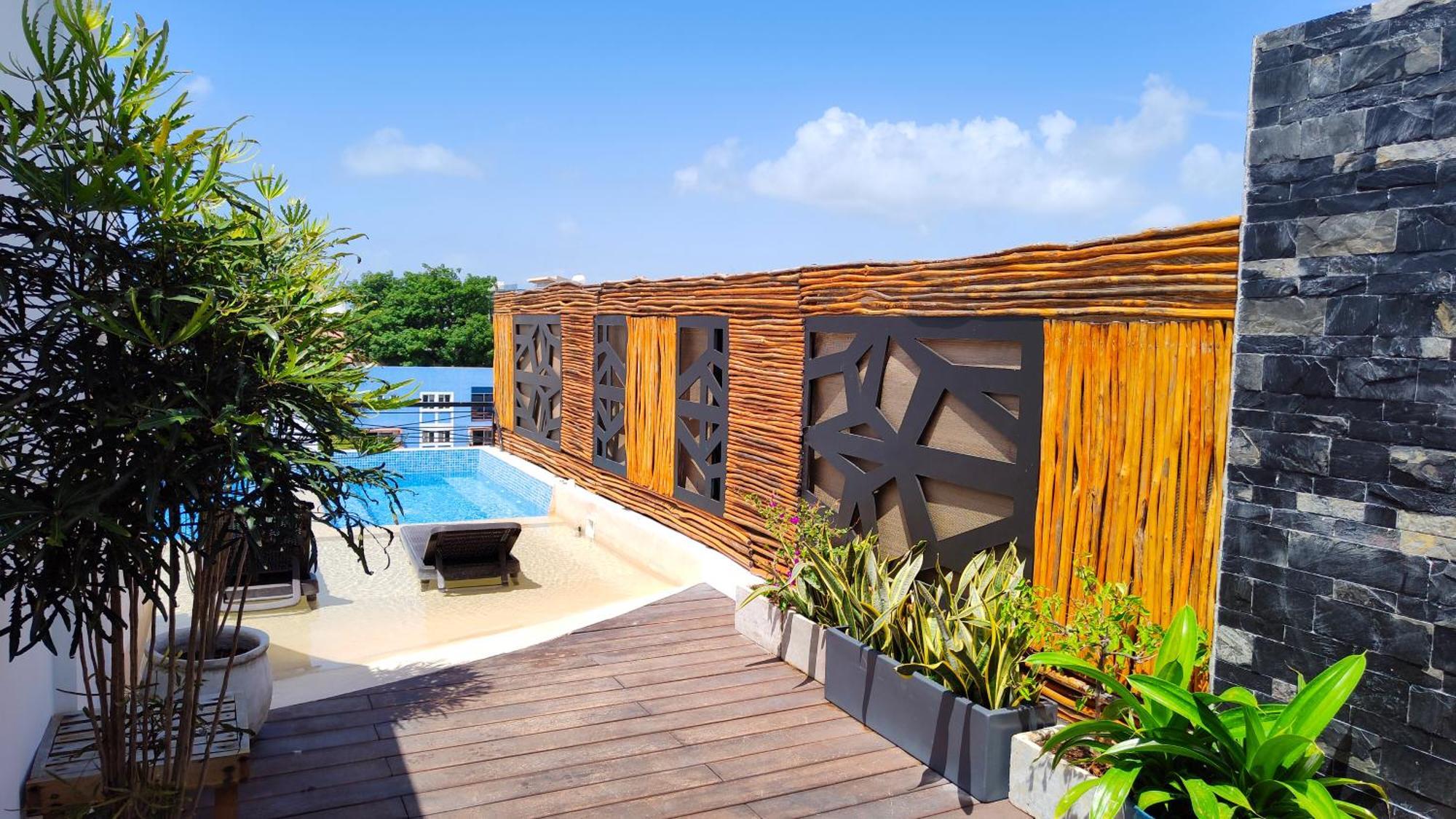 Emiliano 42 Boutique Aparthotel Playa del Carmen
