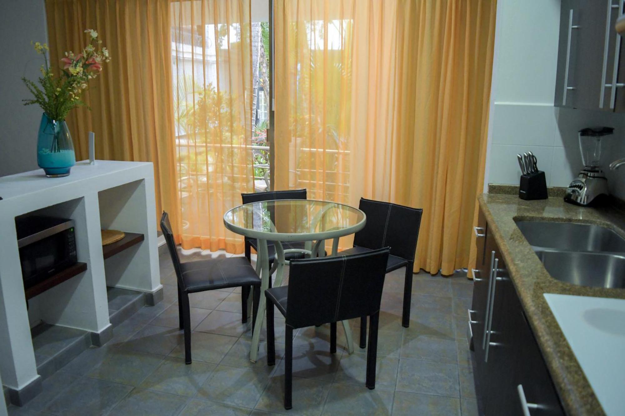 Almarea Vacation Hotel 3*