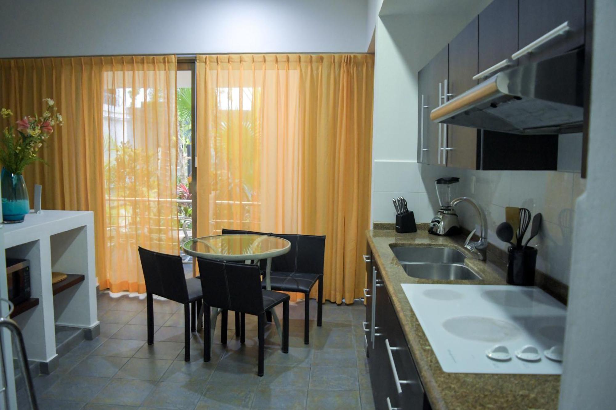 Almarea Vacation 3*