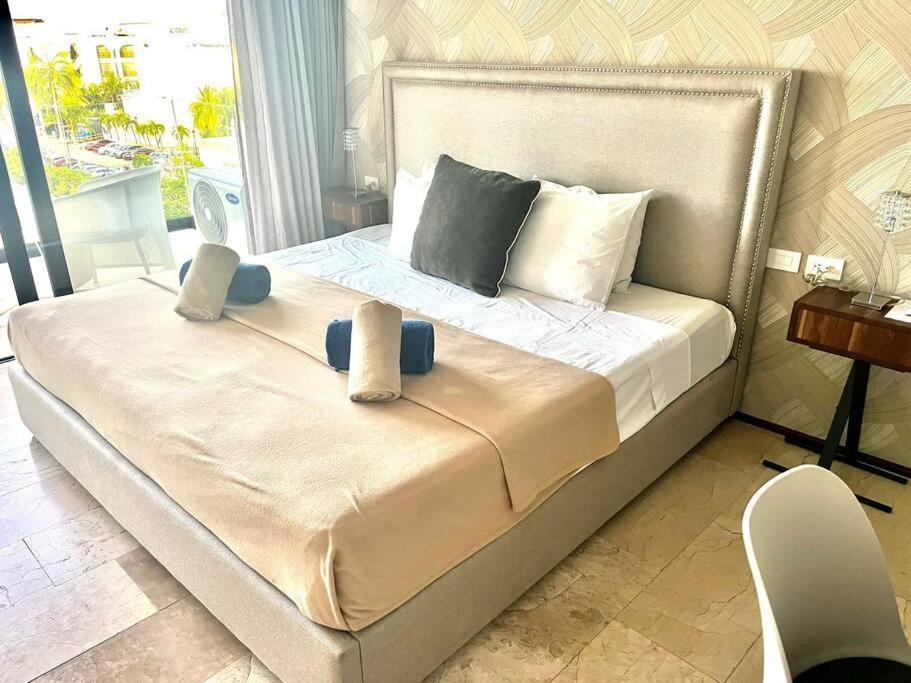 Apartment One 401 Stylish 1br Ocean View Fast Wifi