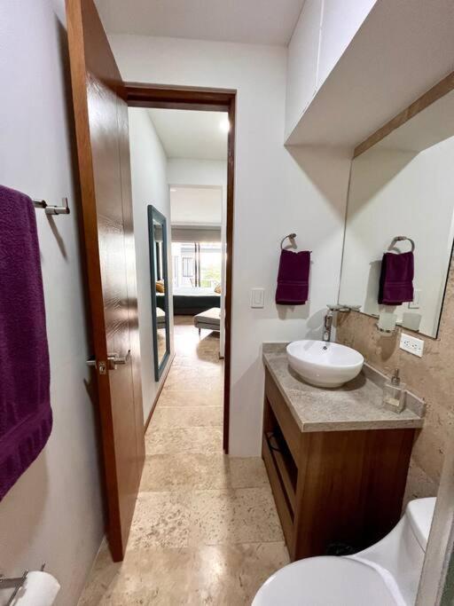 406 Cozy Walking Distance To 5th Av