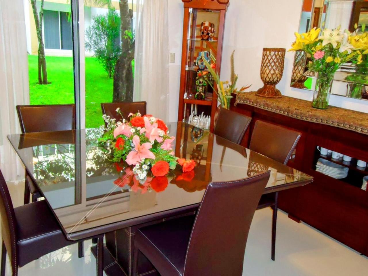 Villa Apartment *