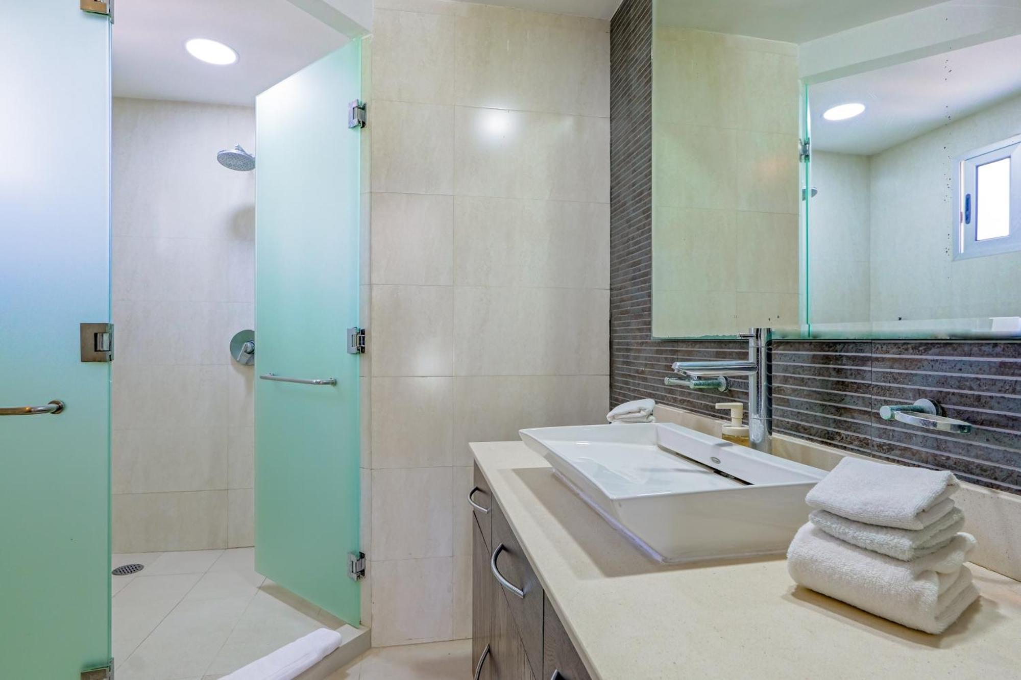 Seaside Serenity Retreat At Mareazul Norte Apartment