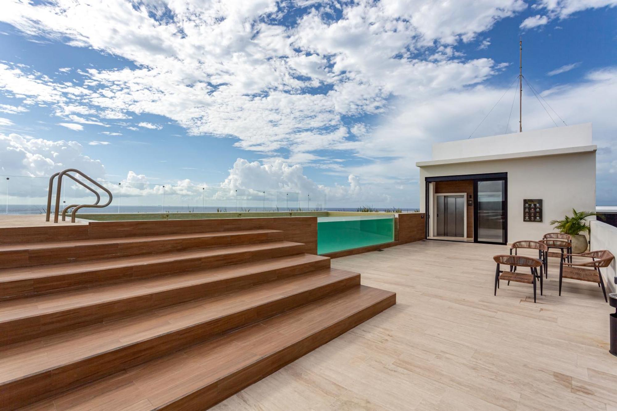 Ocean View The Caribbean Sea Apartment *