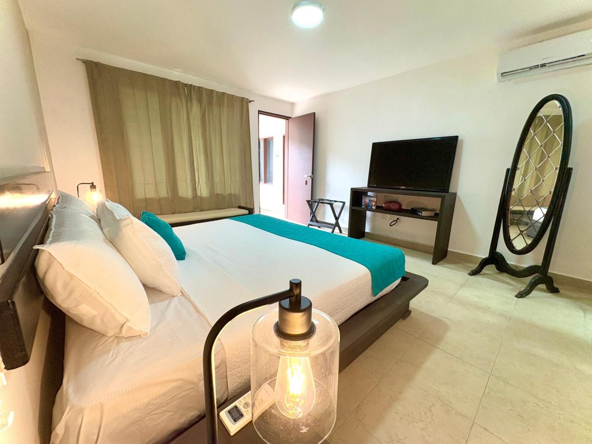 Aria Quinta Avenida & Rooftop Hotel *