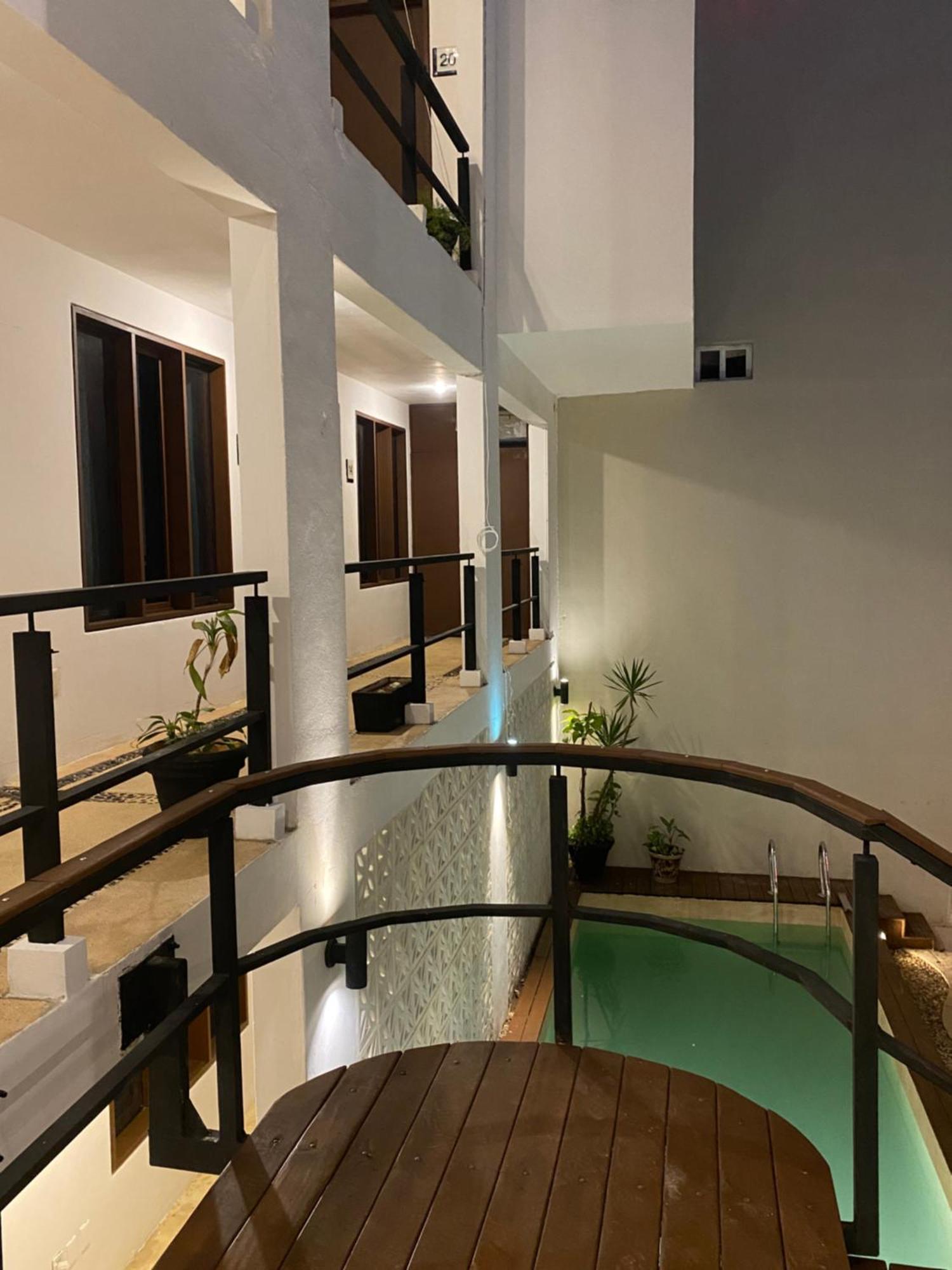 Aria Quinta Avenida & Rooftop
