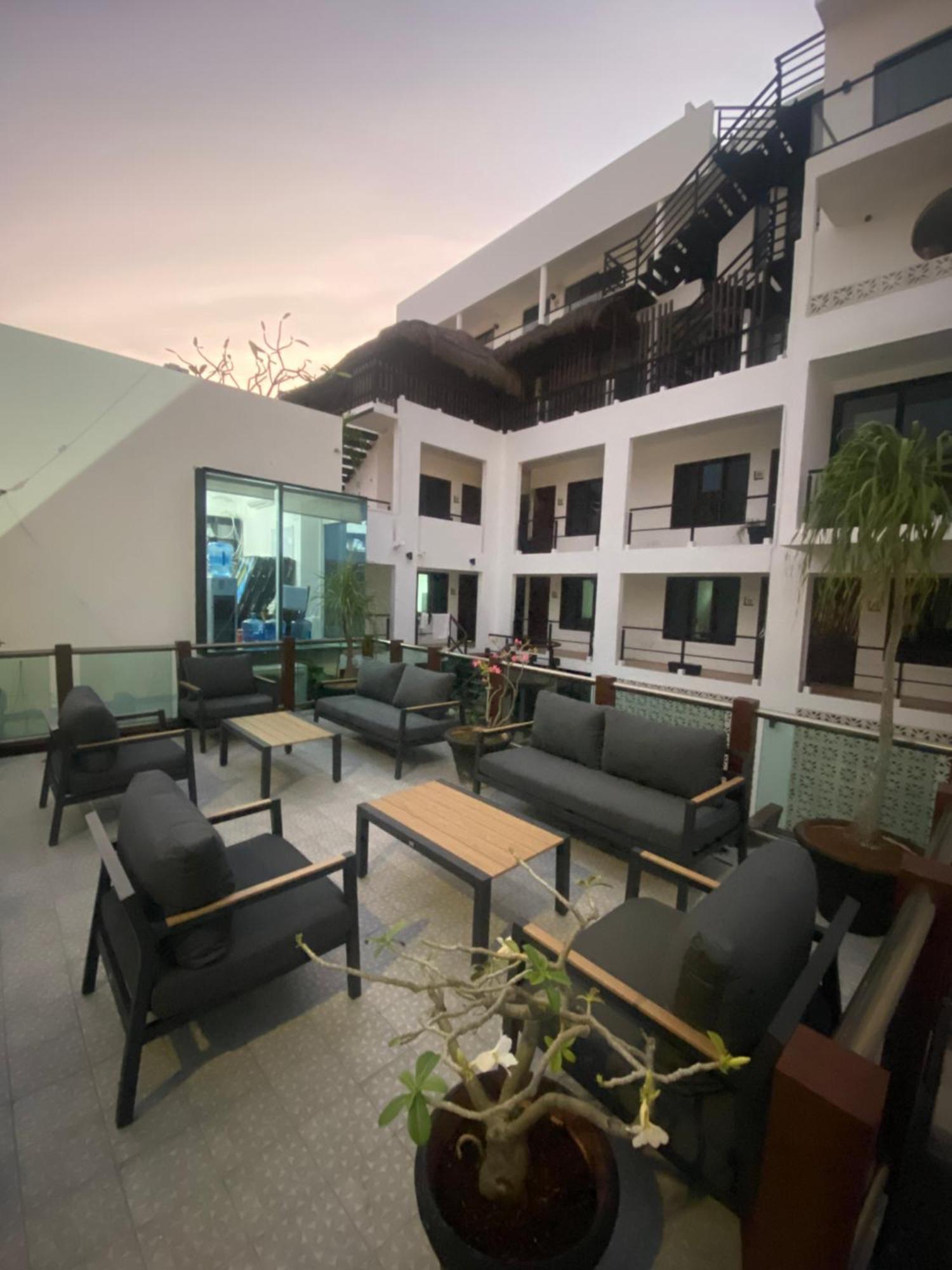 Aria Quinta Avenida & Rooftop Hotel *