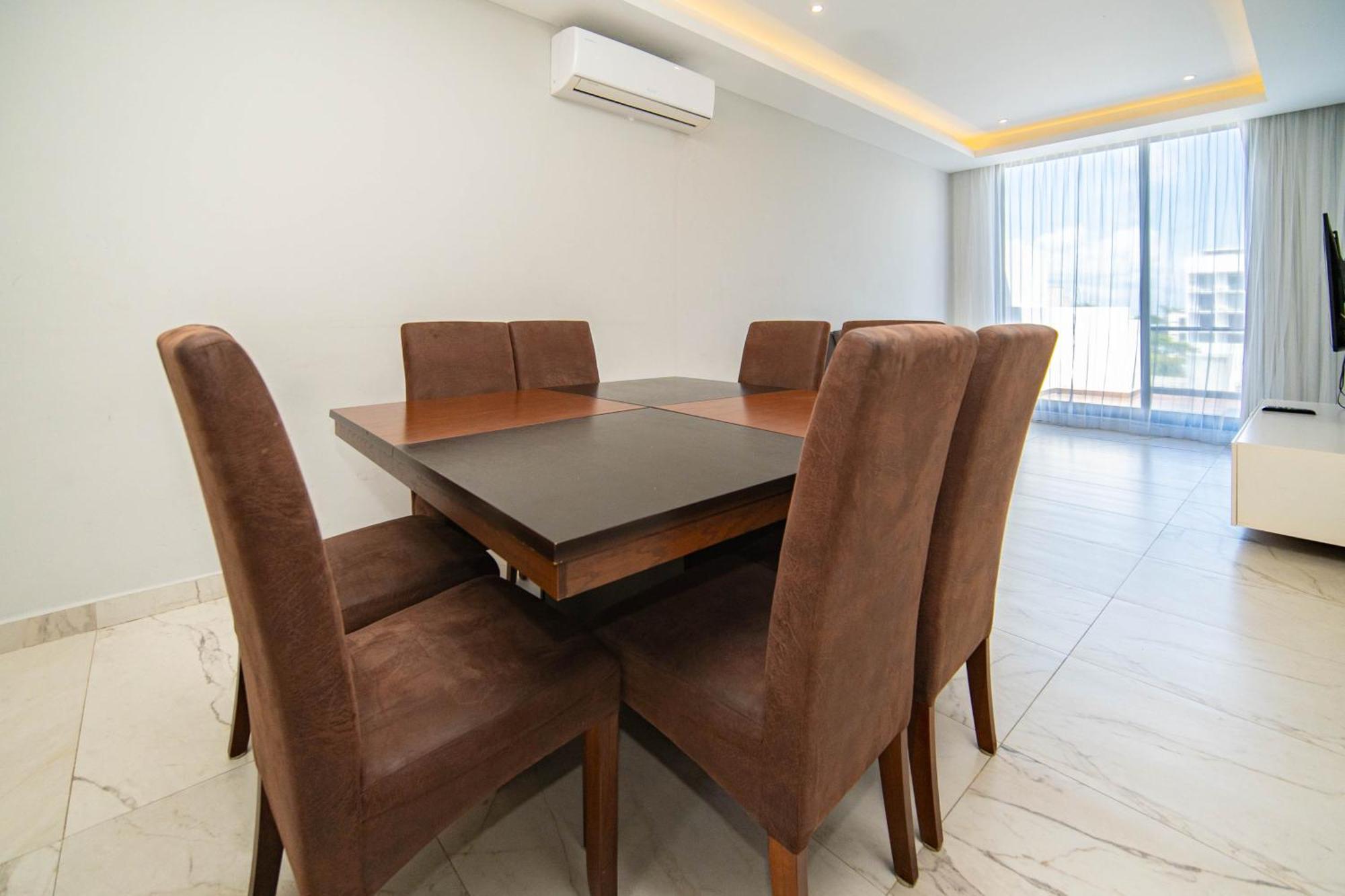 501ph - Spacious In The Center, Only 10 Minutes Walking Distance To The Beaches