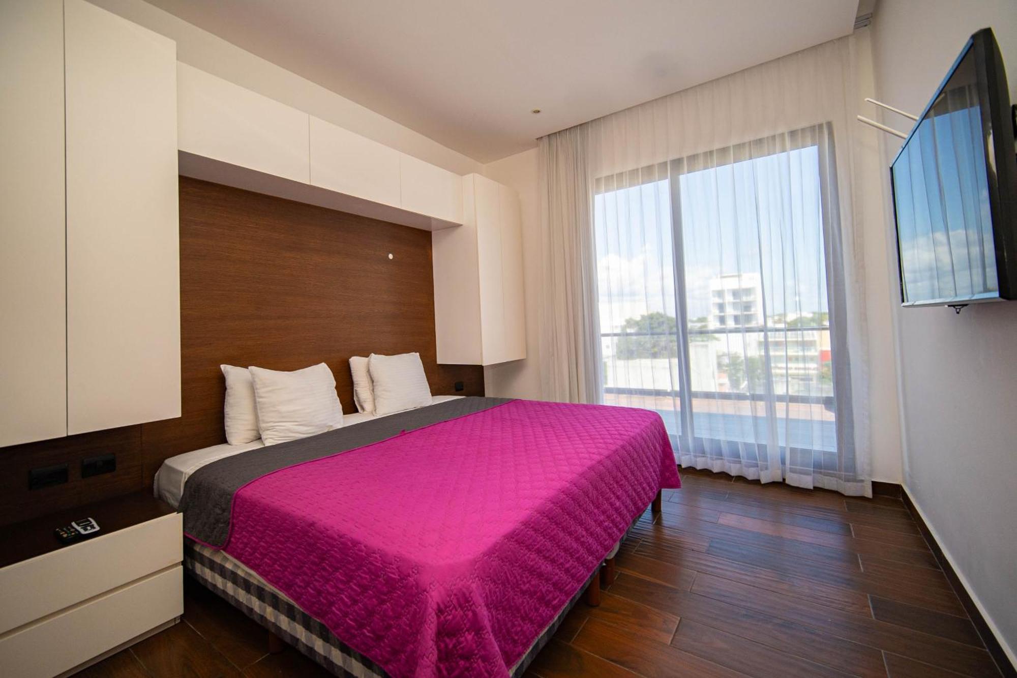 501ph - Spacious In The Center, Only 10 Minutes Walking Distance To The Beaches *