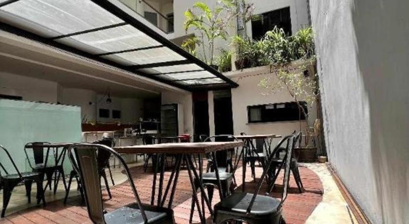 Hotel Aruma
